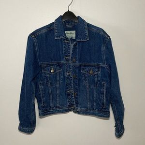 Vintage Eddie Bauer Oversized Denim Jacket. Size Medium